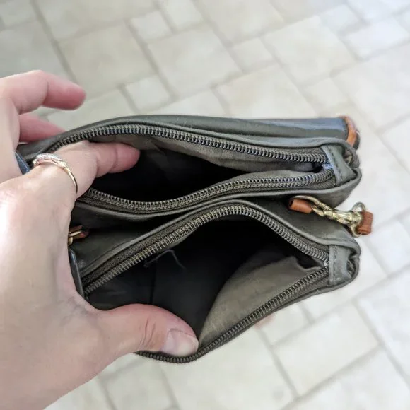 Leather Rosetti Multi Pocket Purse Hand Bag - Picture 6 of 6